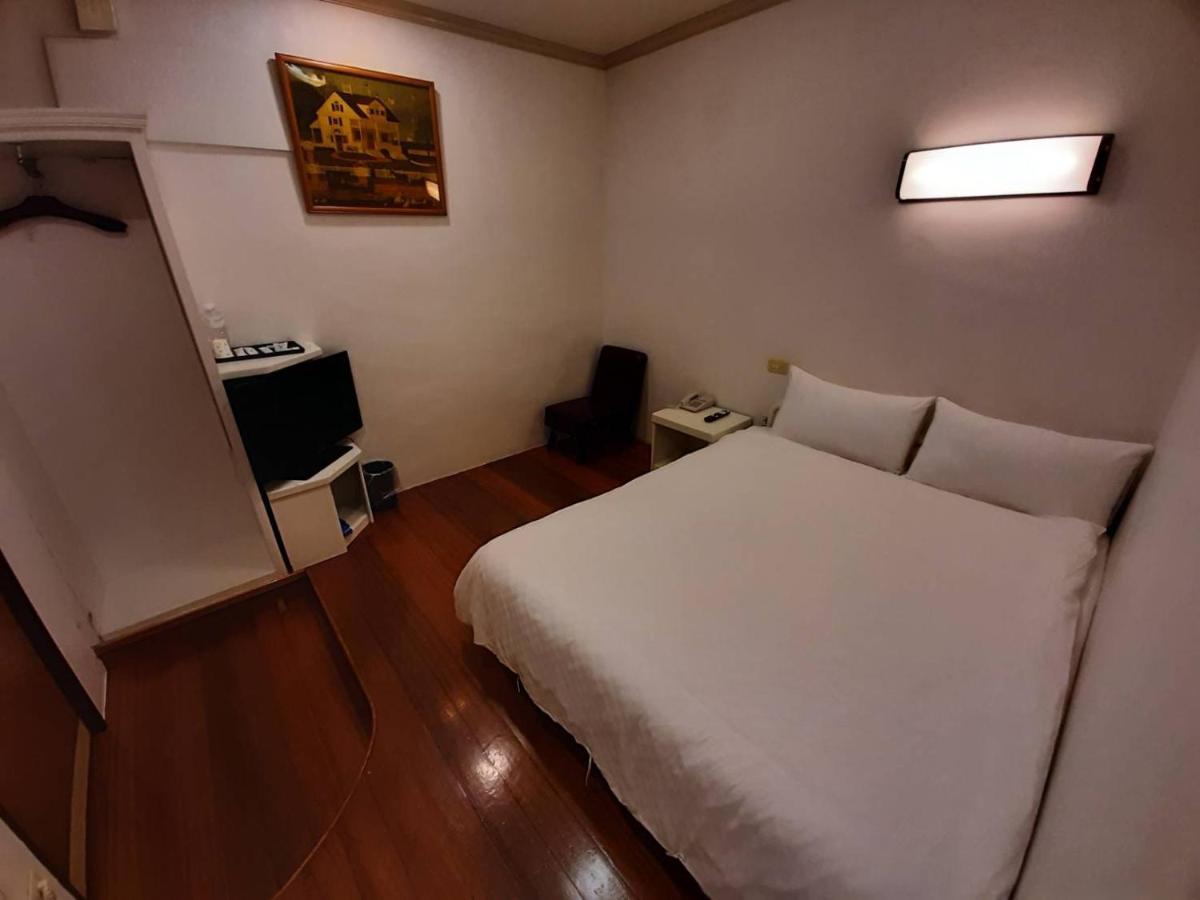 Long Cherng Hotel Luodong Exterior foto