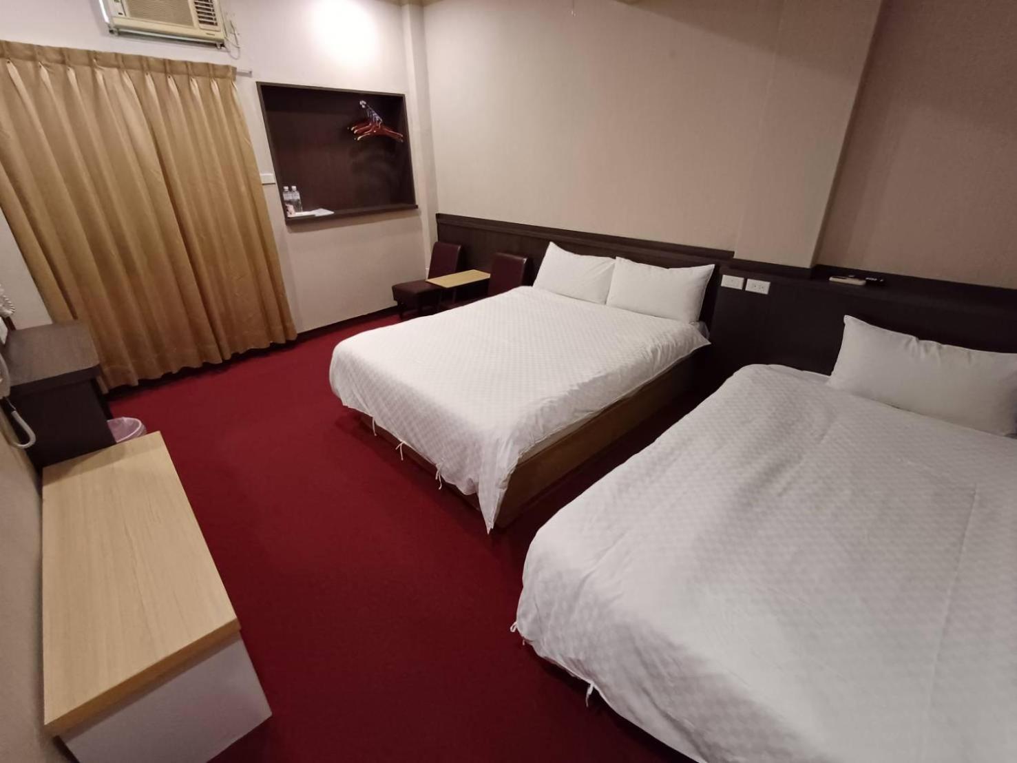 Long Cherng Hotel Luodong Exterior foto
