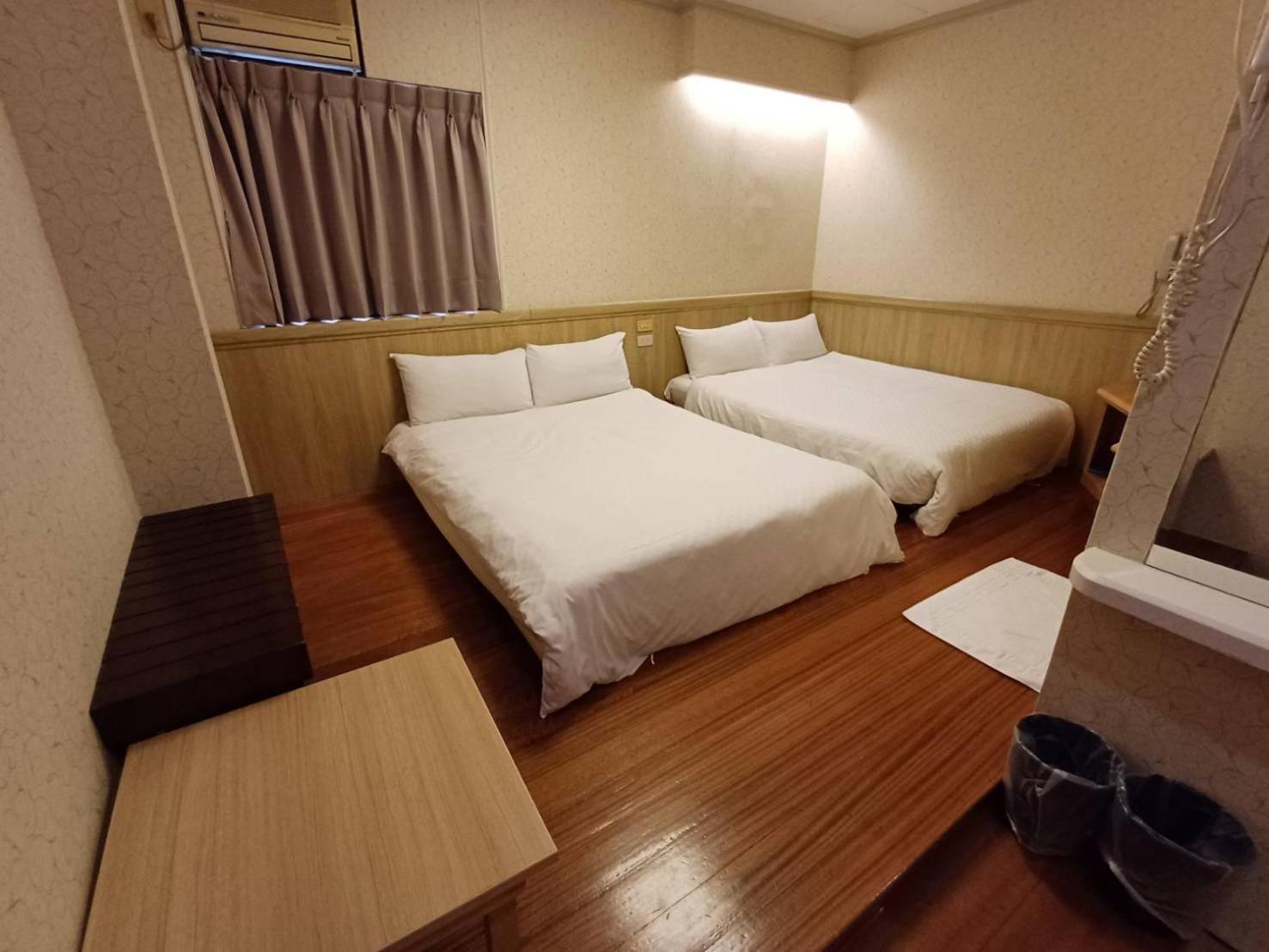Long Cherng Hotel Luodong Exterior foto